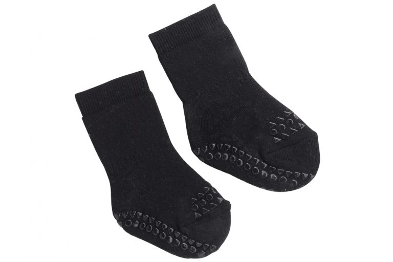 גרביים למניעת החלקה