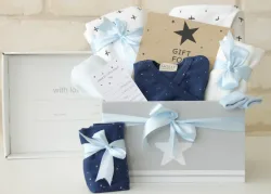 מתנת לידה לנסיך בייבי מולי כוכבים מחייכים B