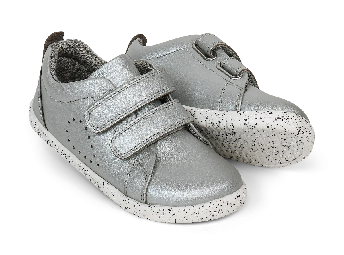 BOBUX_PWEBDYN_633705_SilverGrassCourt