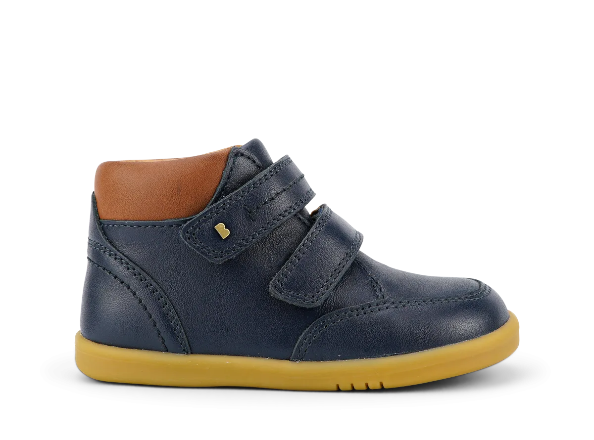 BOBUX_632619_NavyTimber