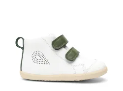 BOBUX_731818_WhiteForestHiCourt