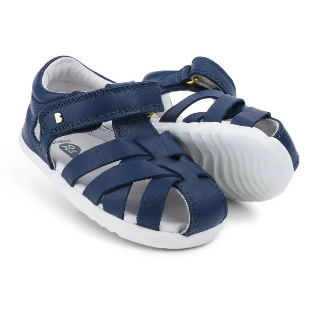 BOBUX_732302_NavyTropicanaII