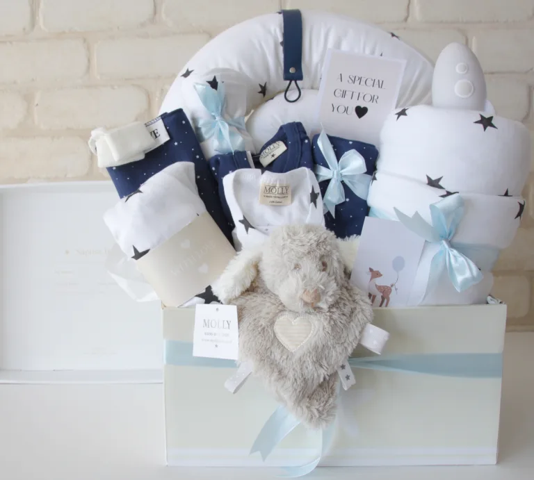 מתנת ליולדת נחשוש למיטה & תופסן מוצץ Molly