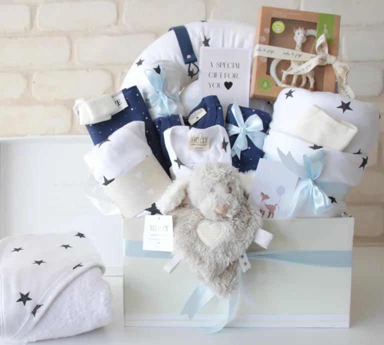 מארז ליולדת נחשוש למיטה & מגבת פרימיום גדולה Molly