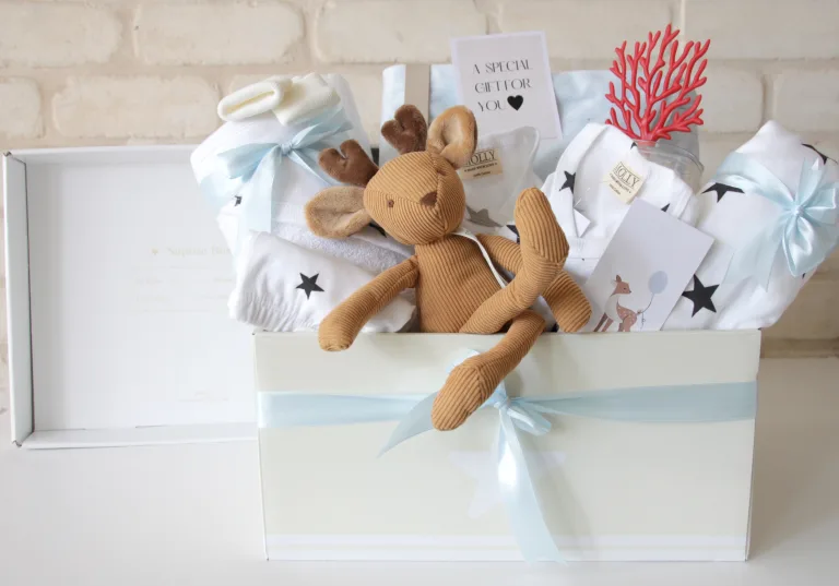 מארז לידה אייל מחייך לנסיך שנולד Molly