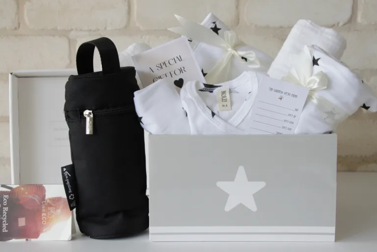 מתנה מפנקת ליולדת כוכבים יוניסקס & נרתיק שומר חום Molly