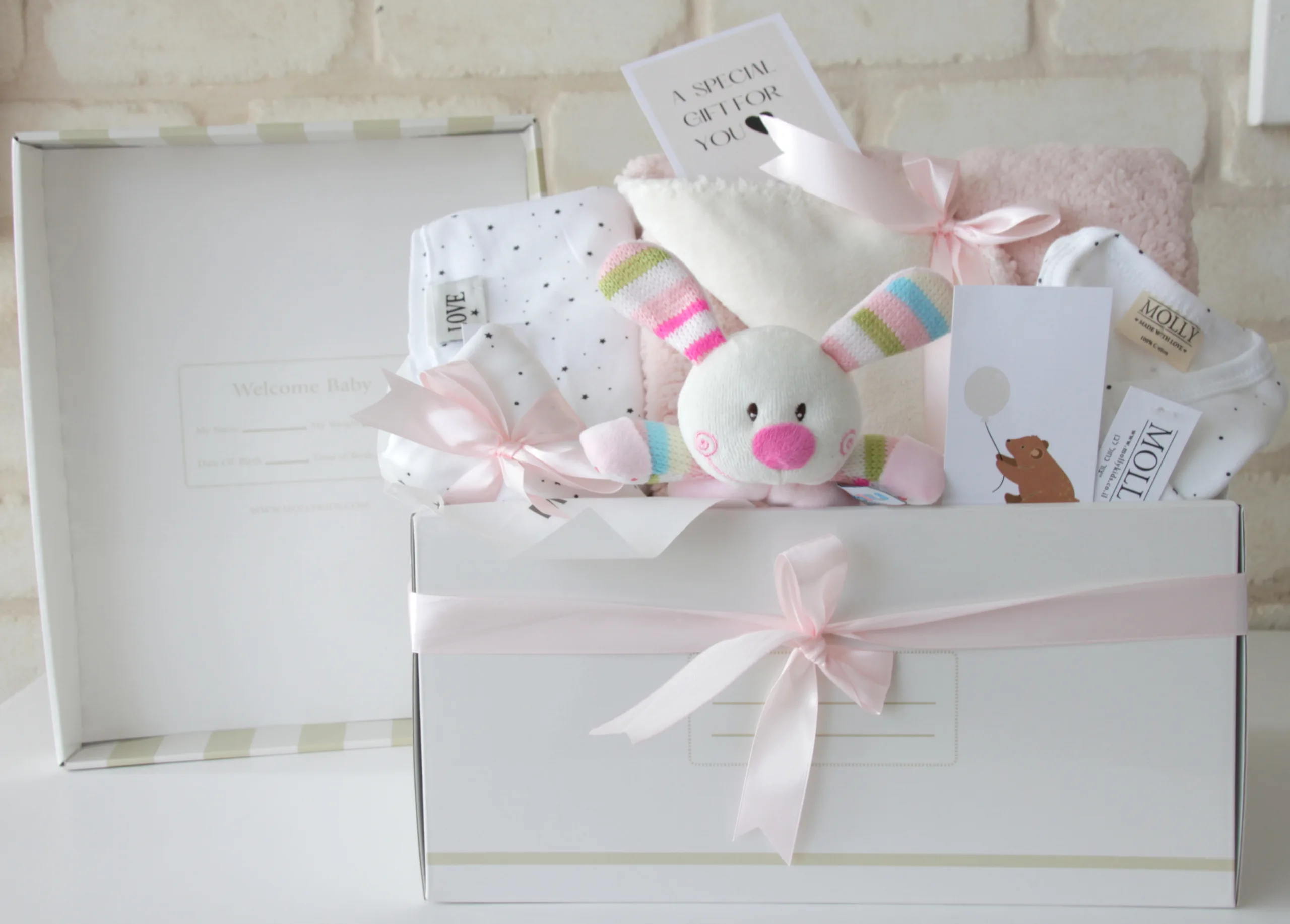 מארז מתנה ליולדת – Soft Bunny & Pink