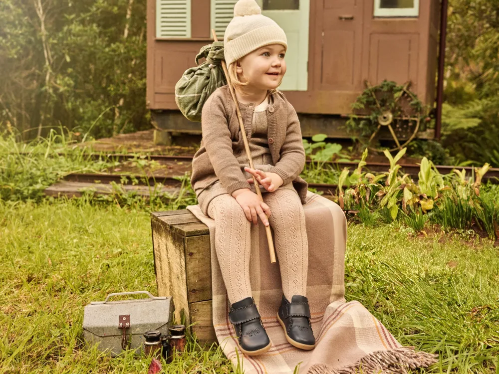 BBX_S225_WILLOW_BQ10429DBYLE230_NAVY_RUSTIC_ROVERS_AUTUMN BBX_S225_WILLOW_BQ10429DBYLE230_NAVY_RUSTIC_ROVERS_AUTUMN